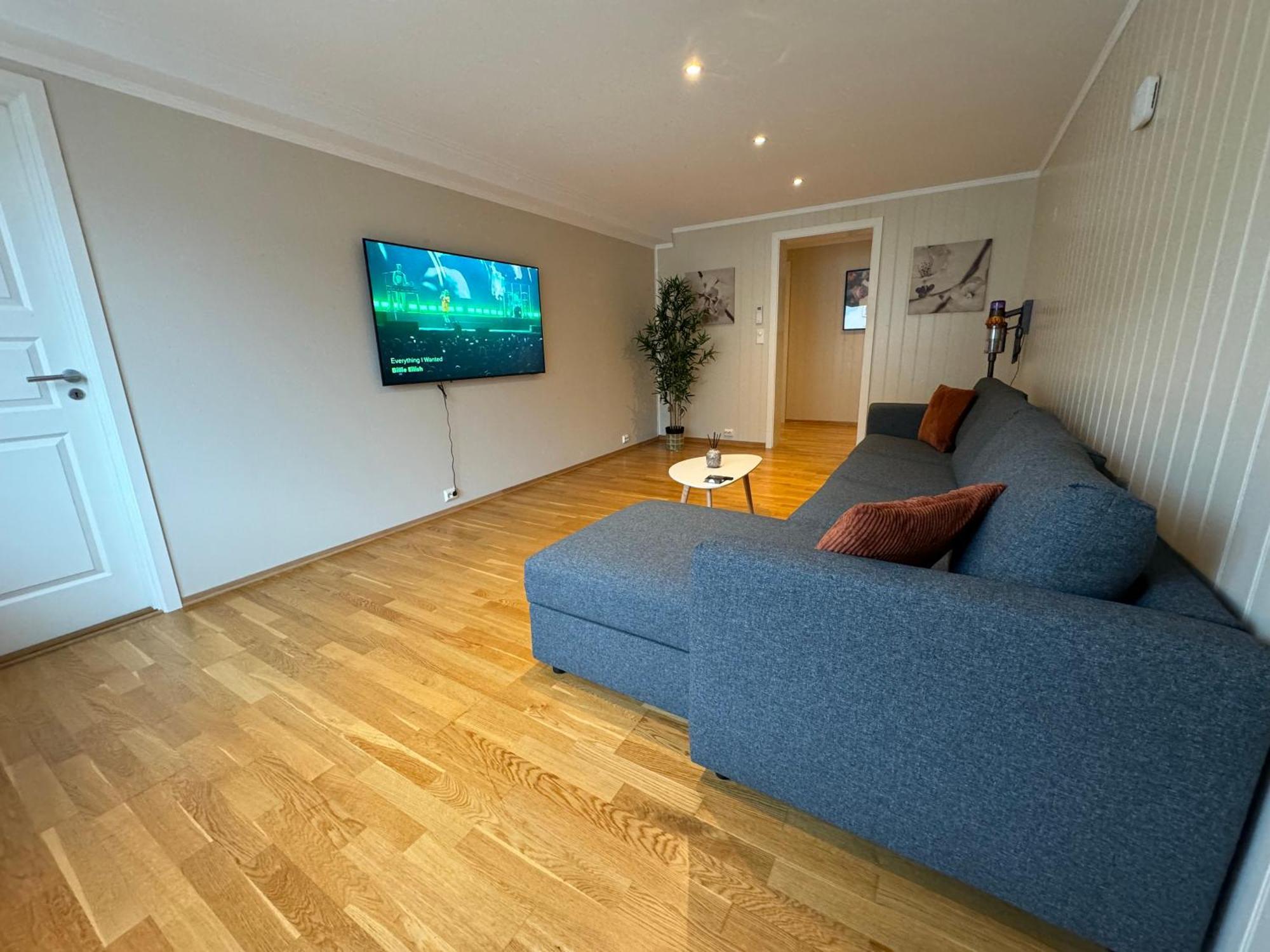 Charming 3-Bedroom Apartment In The Heart Of Kristiansund Luaran gambar