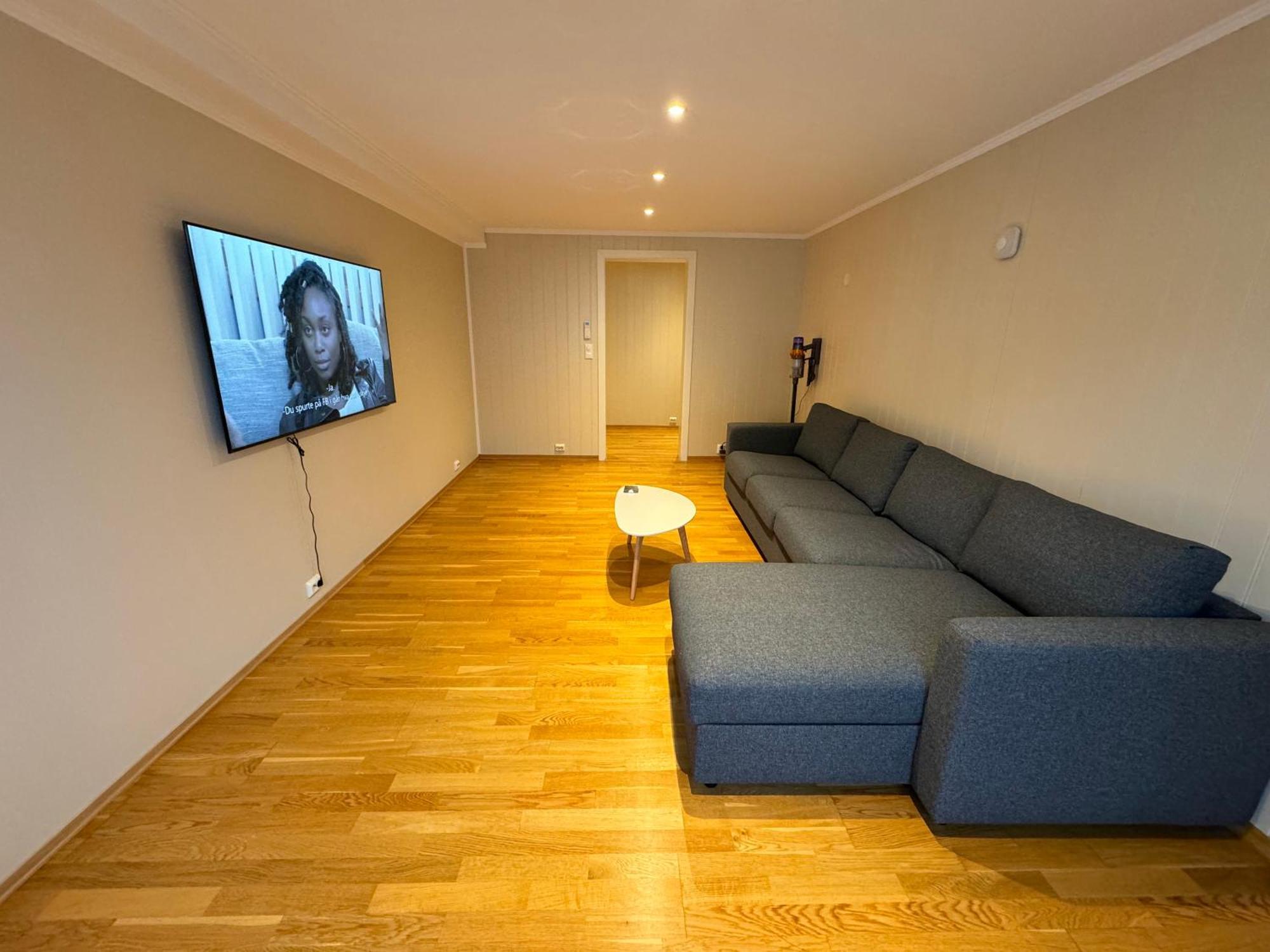 Charming 3-Bedroom Apartment In The Heart Of Kristiansund Luaran gambar
