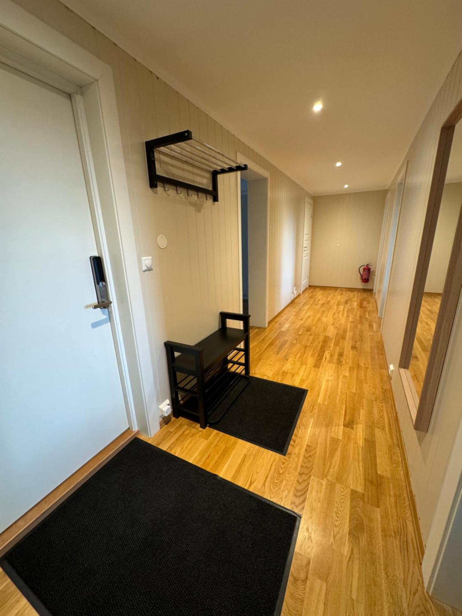 Charming 3-Bedroom Apartment In The Heart Of Kristiansund Luaran gambar
